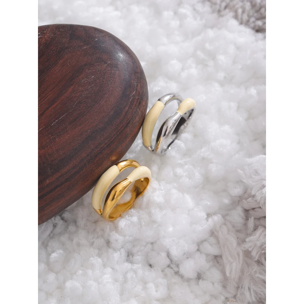 Yhpup Stainless Steel Exquisite Ring Beige Enamel Fashion 18k Gold Platinum PVD Plated Daily Finger Jewelry Bijoux for Women