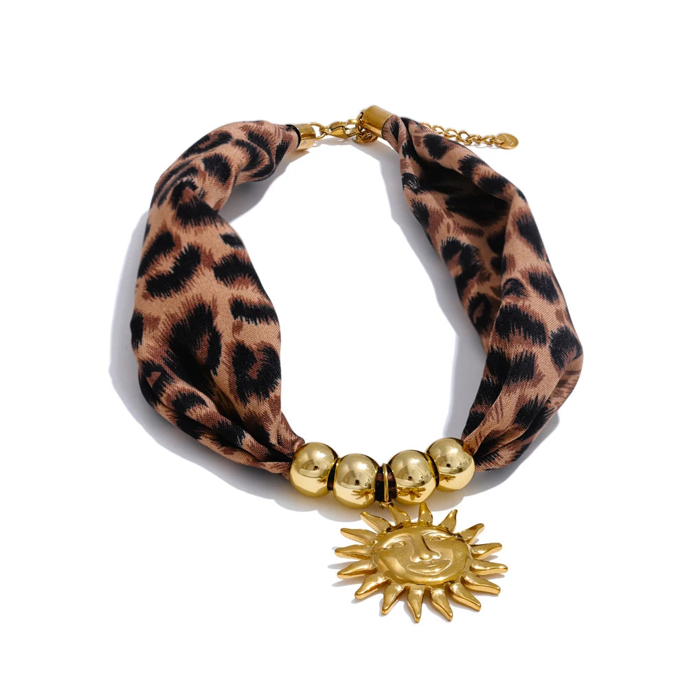 Yhpup Fall Winter New Style Fashion Leopard Polyester Cloth Trendy Sun Flower Pendant Necklace for Women Jewelry Accessories