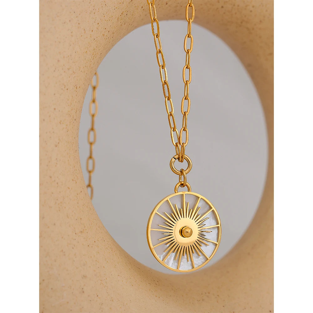 Yhpup Big Round Geometric Short Chain Statement Necklace Stainless Steel Golden Shell Fashion Vintage Pendant Collier PVD-Plated